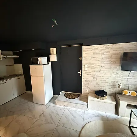 Apartman Le Must - Double Entre Paris Et *